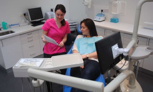 dentist (500 x 300 px) (1)